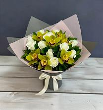 Букет цветов из:  Орхидеи и Розы в Чанах