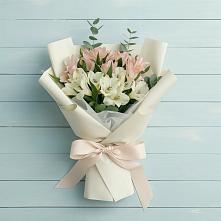 Букет цветов из:  Альстромерии в Чанах