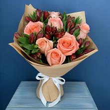 Букет цветов из:  Розы и Альстромерии #REPLACE_PRED# Чанах