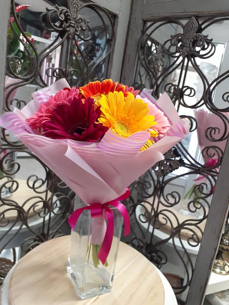 Букет цветов из: Герберы в Чанах