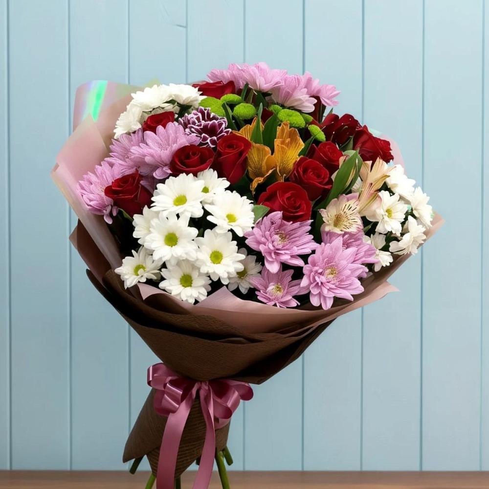 Букет цветов из: Розы, Хризантемы и Альстромерии в Чанах