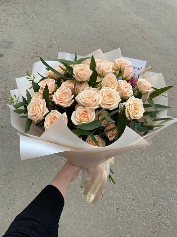 Букет Кремовые розы Латте в Чанах