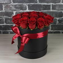 Цветочная композиция из Розы в шляпной коробке в Чанах