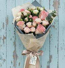 Букет цветов из:  Розы в Чанах