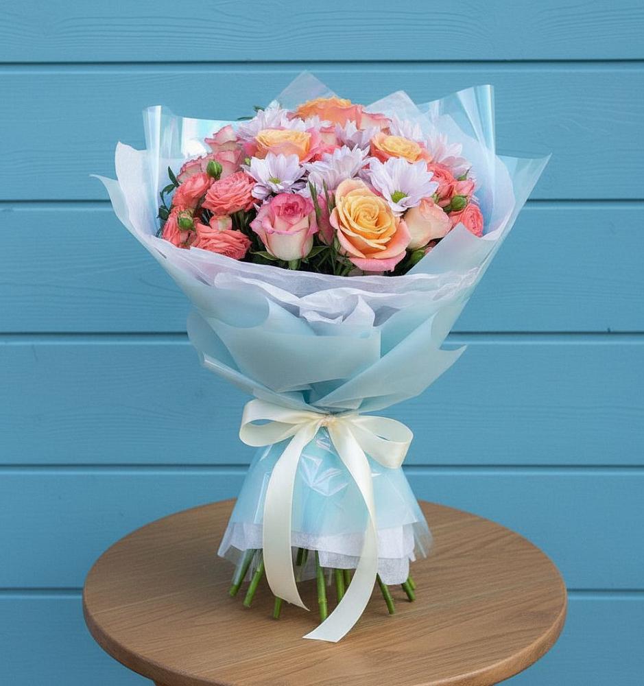 Букет цветов из: Хризантемы и Розы в Чанах