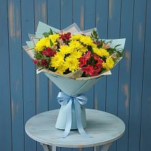 Букет цветов из:  Альстромерии и Хризантемы в Чанах