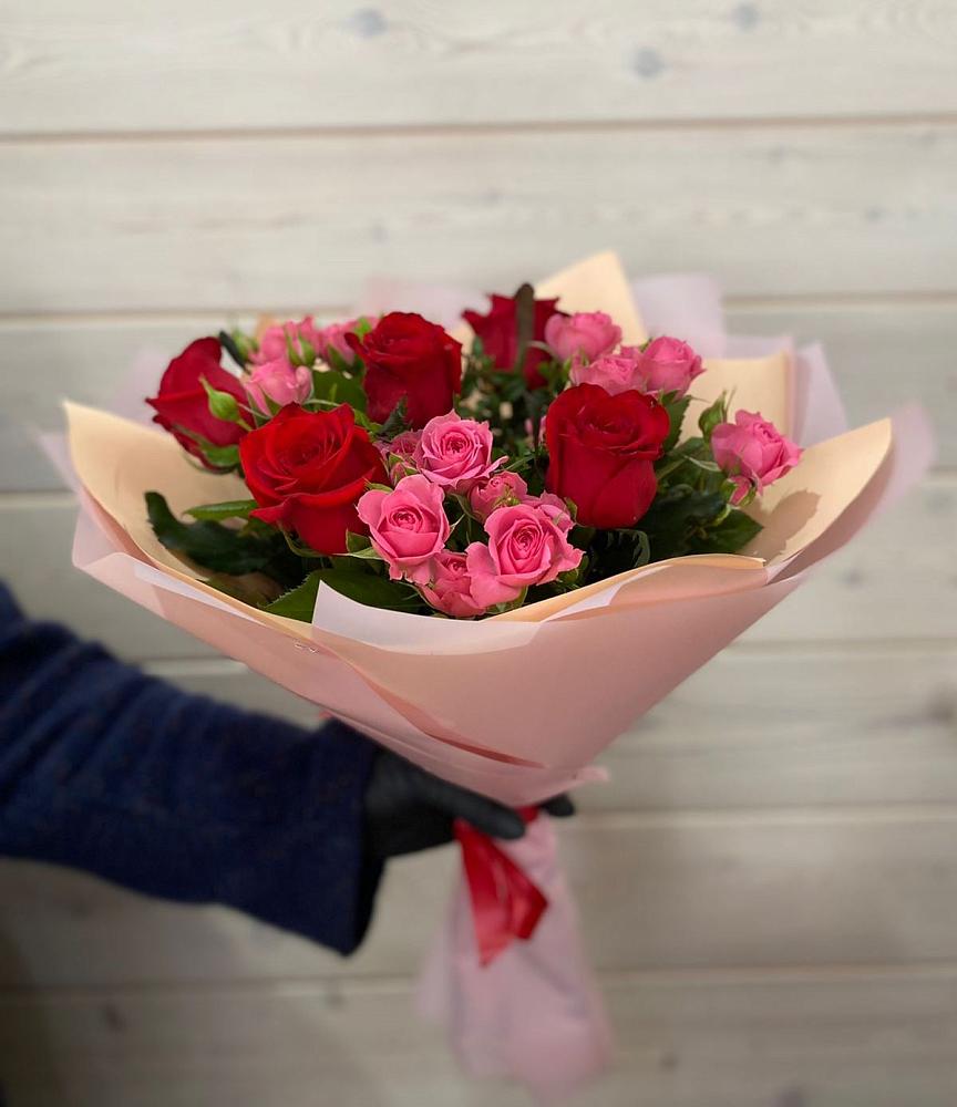 Букет цветов из: Розы в Чанах